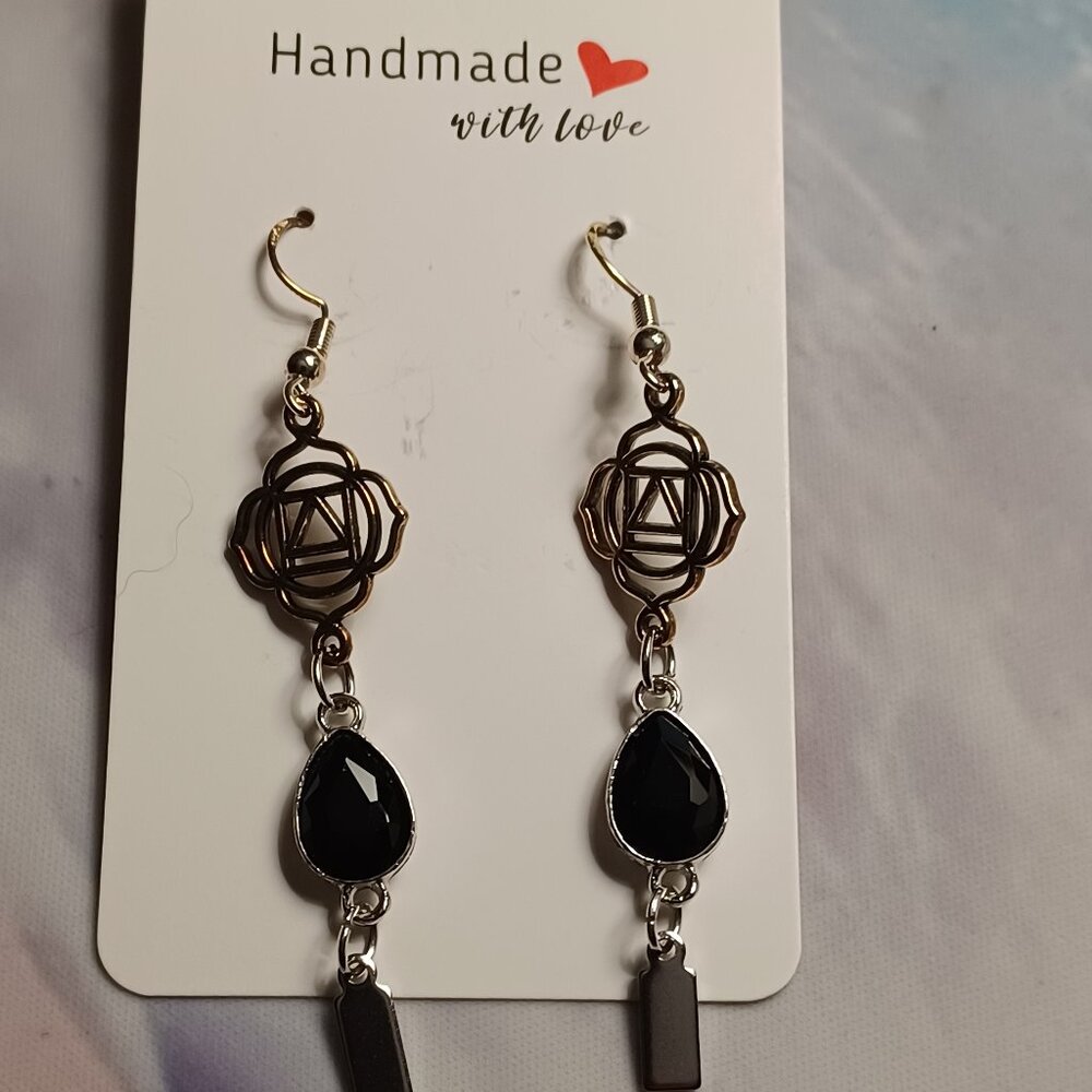 NWT HANDMADE WITH LOVE WARRIOR  PRINCESS BLACK CRYSTAL EARRINGS